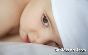 Обвитие пуповиной вокруг шеи ребенка: причины, последствия и меры предосторожности фото