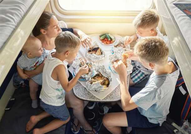 Как путешествовать с ребенком в поезде