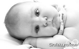 Почему младенец вздрагивает во сне: 6 основных причин и рекомендации