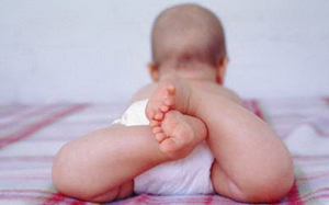 Пеленочный дерматит у новорожденного ребенка фото